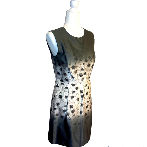 MILLY - Sleeveless shift dress. Two front pockets and exposed zipper. - Picture 3 of 14